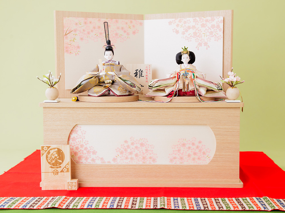 人形のキャッツアイ